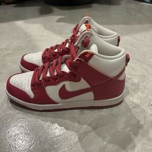 Nike SB Dunk High “Sweet Beet” (US 10.5)